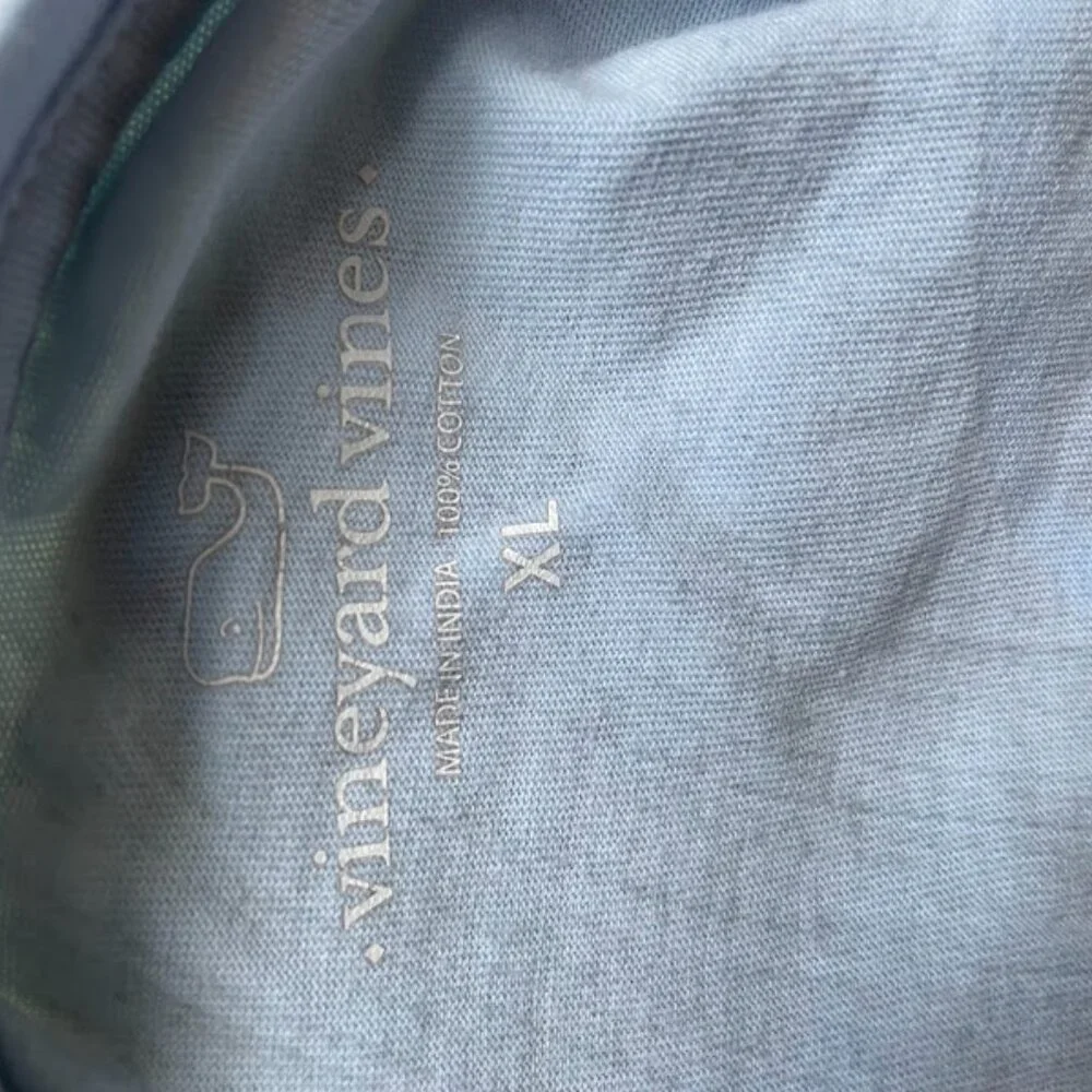 Vineyard Vines | Whale Graphic Pocket Tee | Light Blue | Size XL | Used - Picture 3 of 3